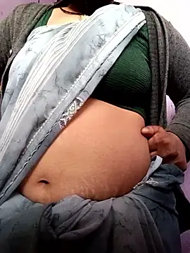 Bharti_thakurr's cam snapshot