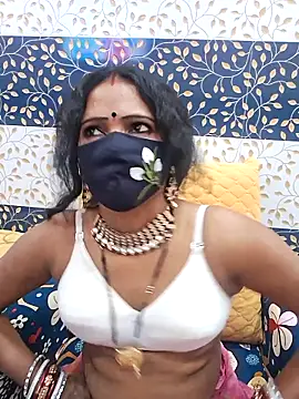 Hotty_pooja_07's cam snapshot