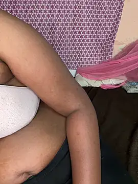 Chn_x_cbe's cam snapshot