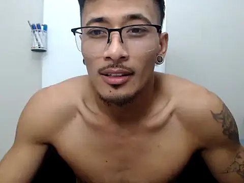 tanjir020 live sex cam