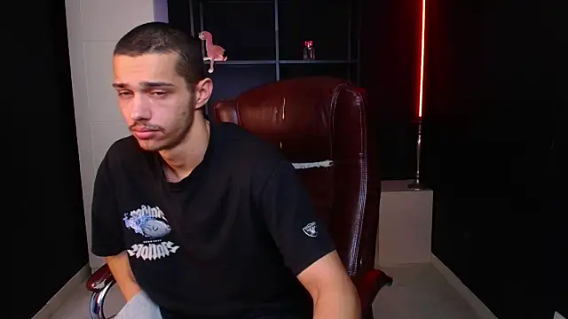 KaydenDrew live sex cam