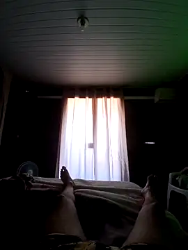 Robsonitj90 live sex cam