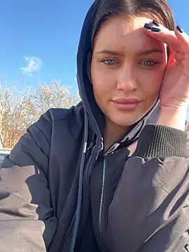 KikiWatson's cam snapshot