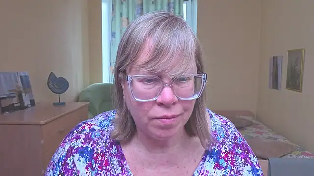 Emma_Eclipsee's cam snapshot