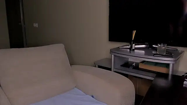 IdaCharm's cam snapshot