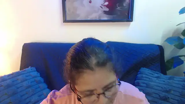 Linda_banks_'s cam snapshot