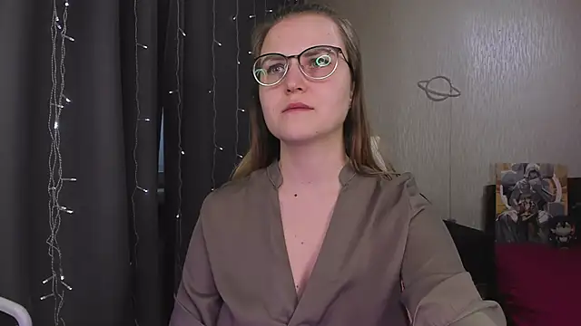 MissBrightShine live sex cam