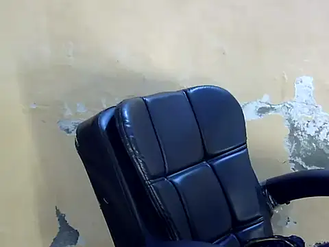 cuttie_shivi's cam snapshot