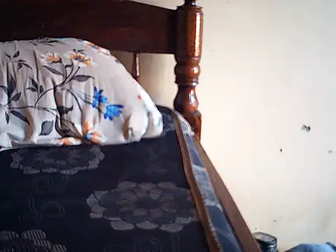 DontTellYourWife's cam snapshot