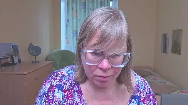 Emma_Eclipsee's cam snapshot