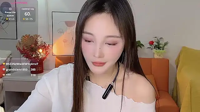 Lisa-295188's cam snapshot