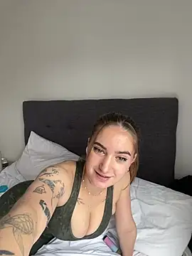 trinitysecretzx's cam snapshot