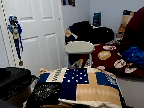 Naughty_Gent live sex cam