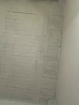 aly_golden_'s cam snapshot