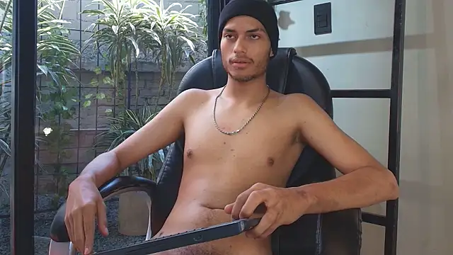 ItsZairen live sex cam