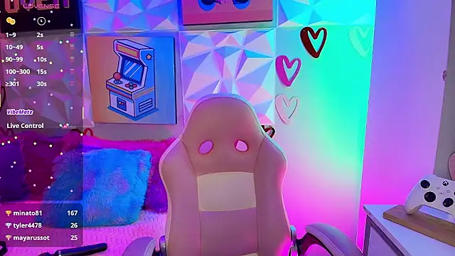 AdelaineBest's cam snapshot