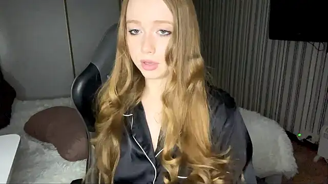 EmilyBubble live sex cam