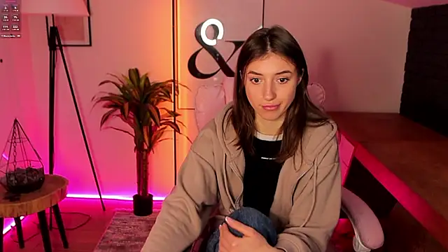 SweetVikki's cam snapshot