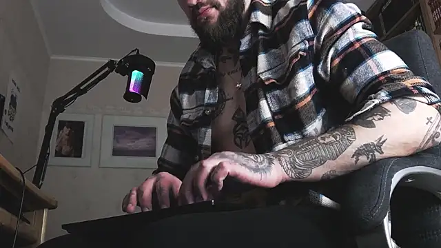 FindomJason live sex cam