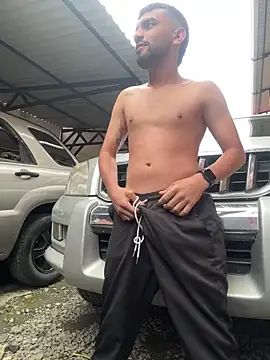 Daddyrich_632 live sex cam