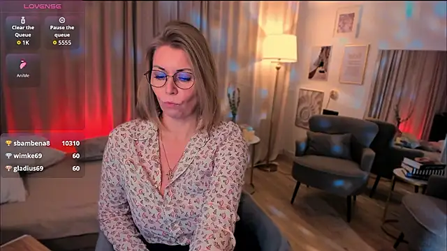 Annie_Light's cam snapshot