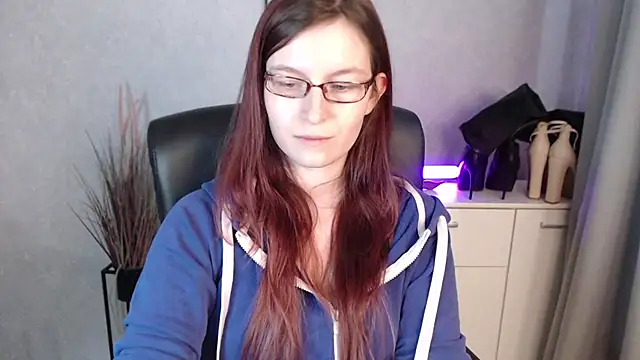 emmaxDelight's cam snapshot