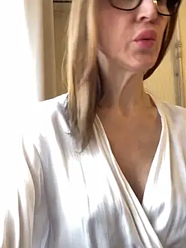 LauraDavis live sex cam