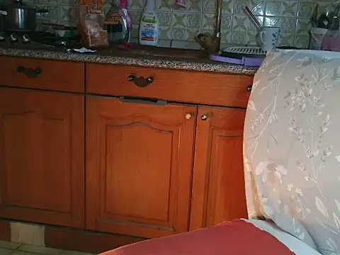 VeneRed live sex cam