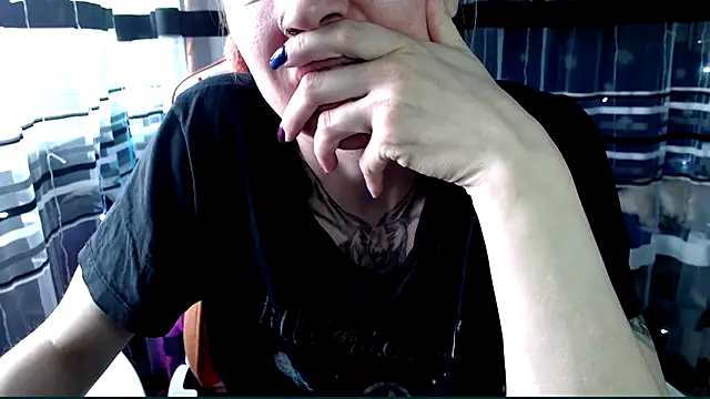 cold_lollipop live sex cam