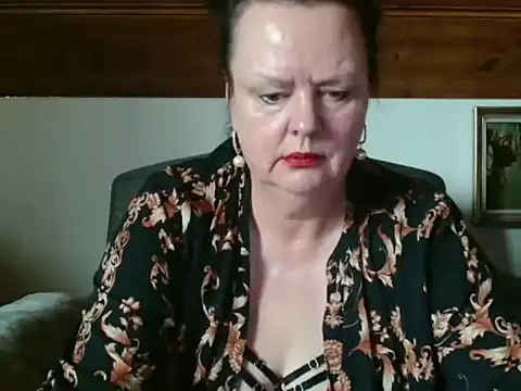 TiffanyMature live sex cam