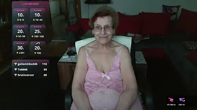 HeisseomaOriginal live sex cam