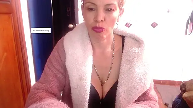 electra-mommy's cam snapshot