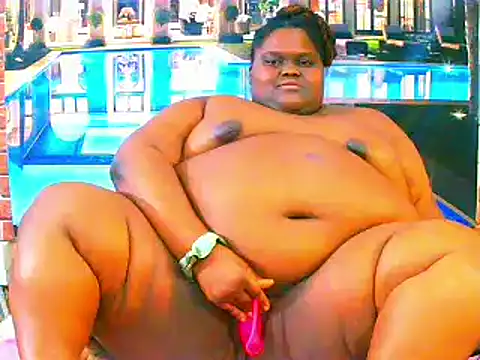 EbonyHotBuns live sex cam