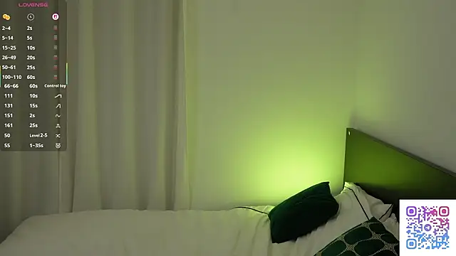 MilaFlame's cam snapshot