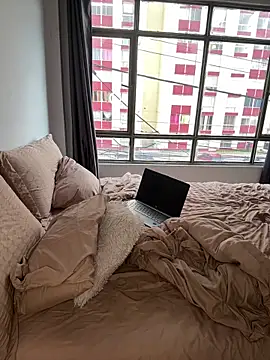 RachelWeisz_'s cam snapshot