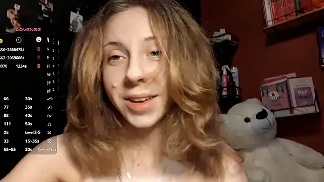 TiaraHenegan live sex cam