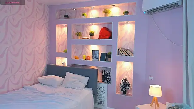 FloraDobb live sex cam