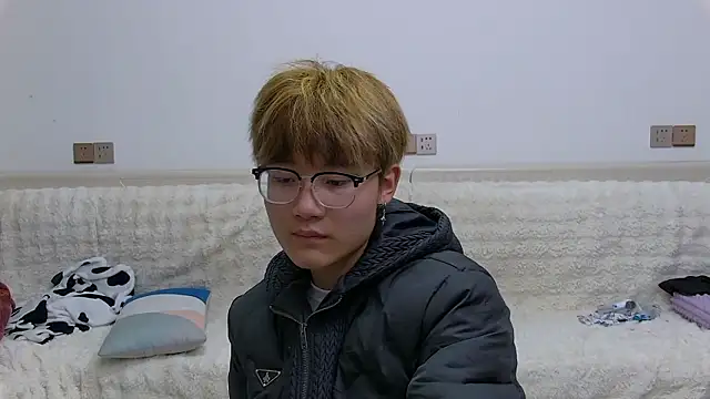 KK-cuteboy's cam snapshot