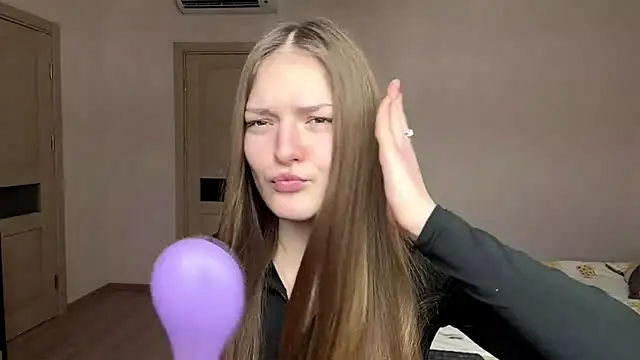 Milayouknow live sex cam