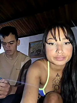 Bonnie_Clydeee live sex cam