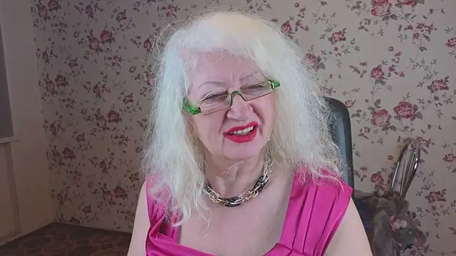 Maya_Mayflower live sex cam