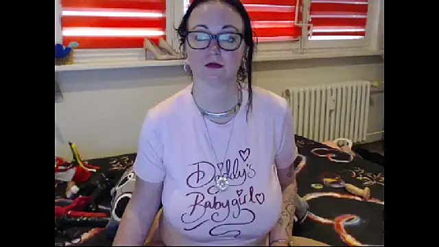 Alexie33's cam snapshot