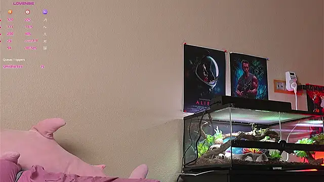 YaraAveiri live sex cam