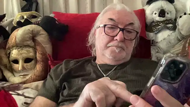 EroticVenetian live sex cam