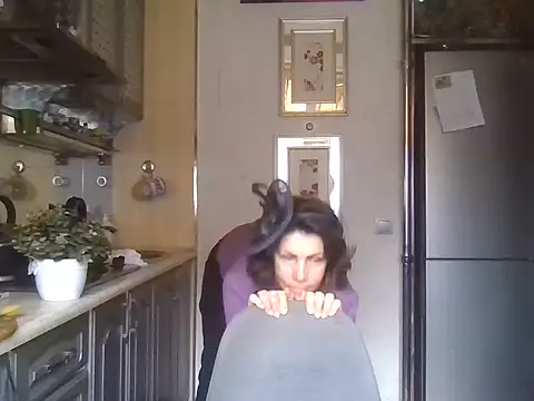 Baby-Matilda's cam snapshot