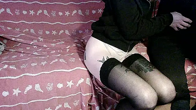 Sexwestworld's cam snapshot