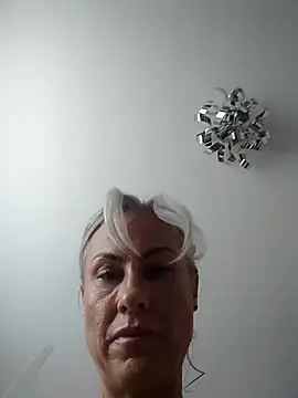 DeliciousDeeX's cam snapshot