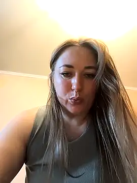 YourSweetRi's cam snapshot