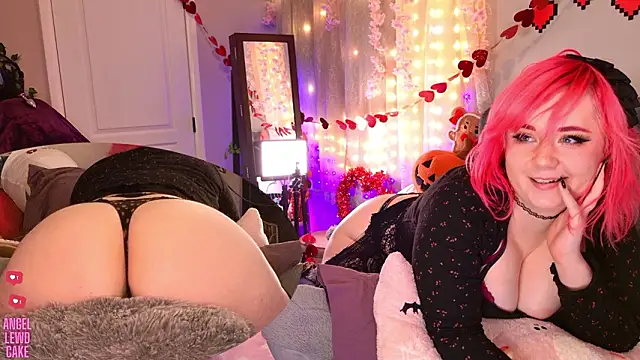 Angel-Lewd-Cake's cam snapshot