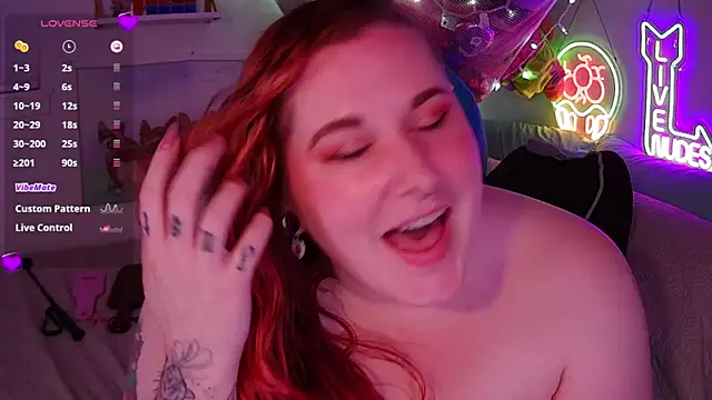 opalreigning live sex cam